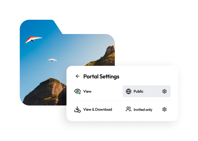 Access control settings in photo asset management system, displaying options for public, invited-only, and view/download permissions.