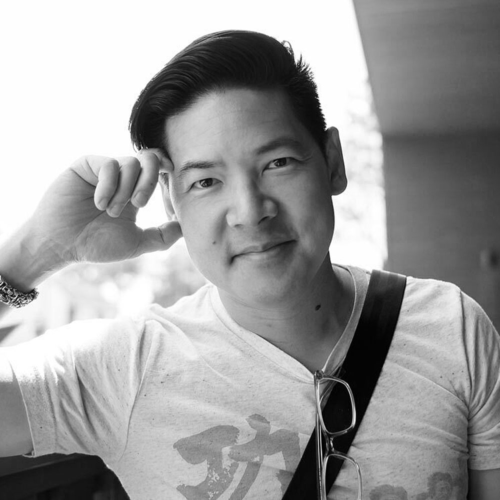 headshot of chris owyoung photoshelter product director